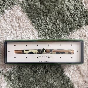 Kate Spade ♠️ Leopard Ballpoint Pen